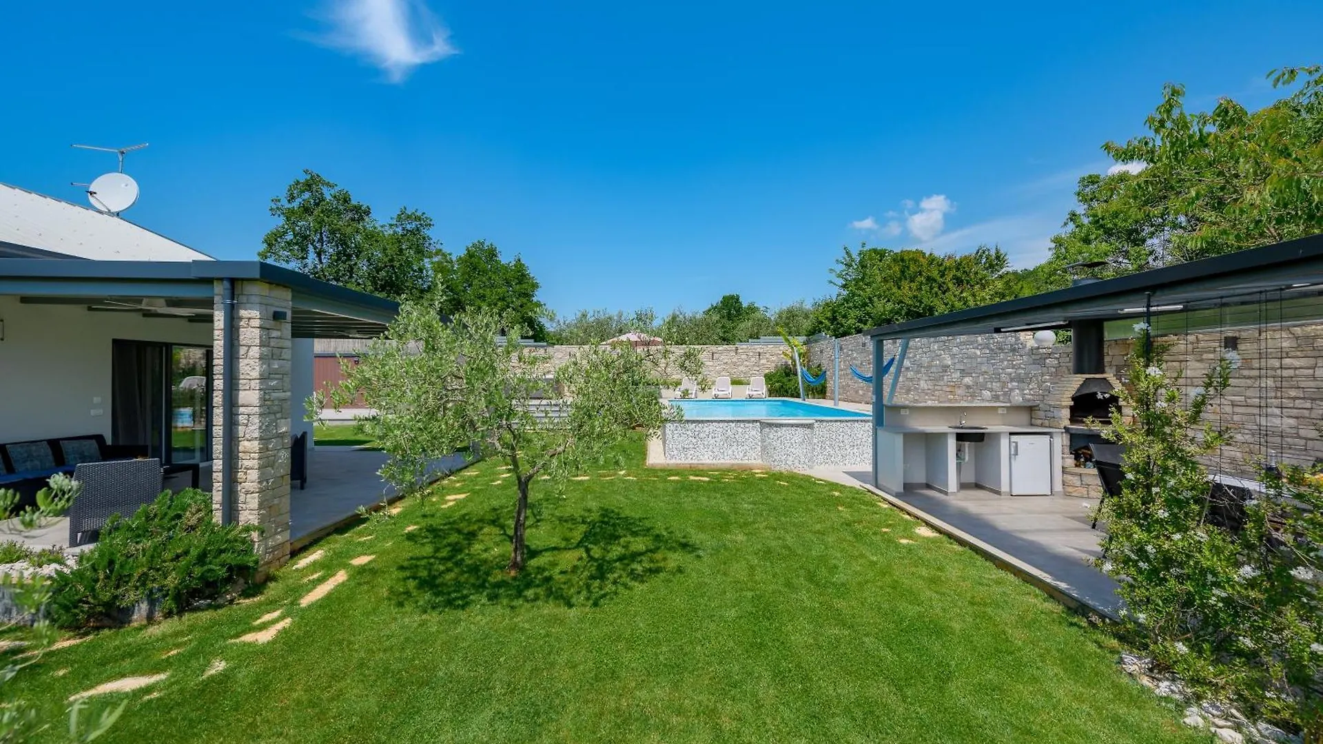 Villa Crystallina Ουμάγκ