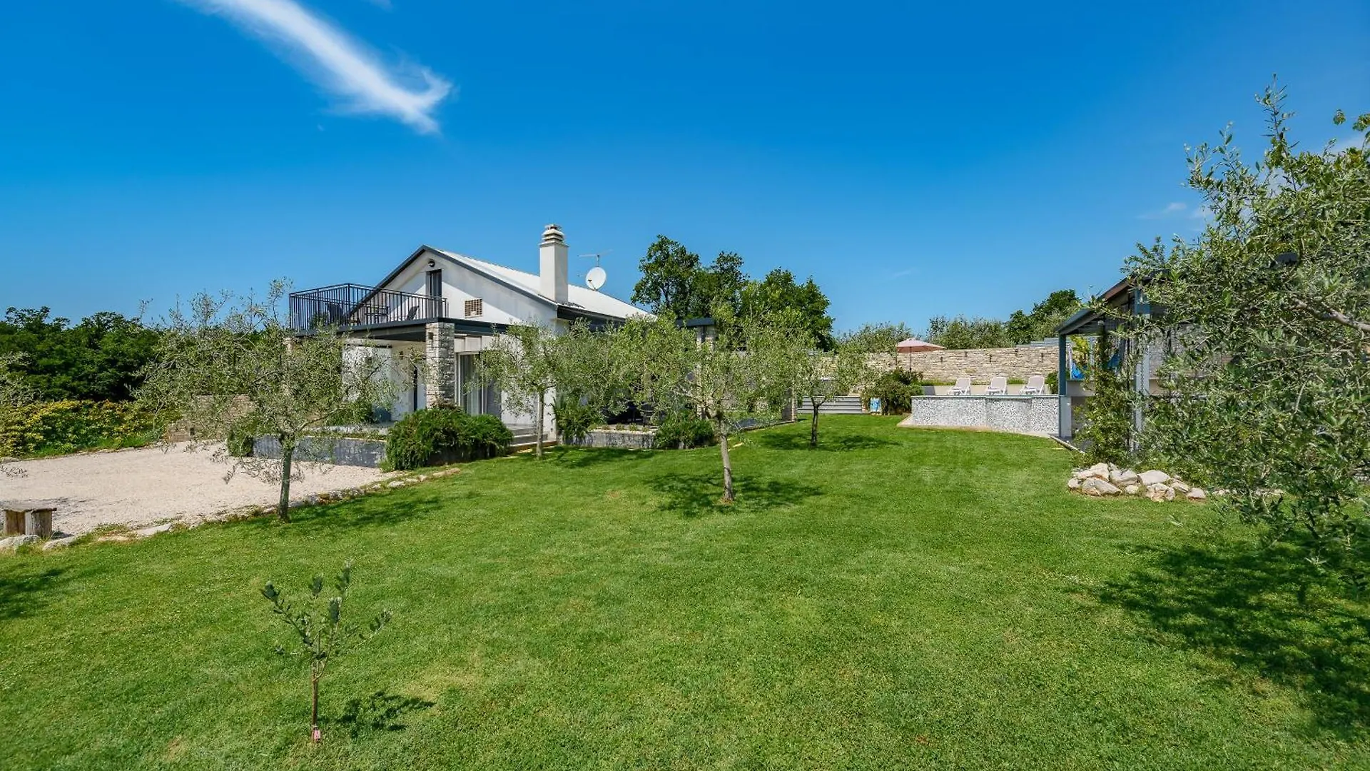 Villa Crystallina